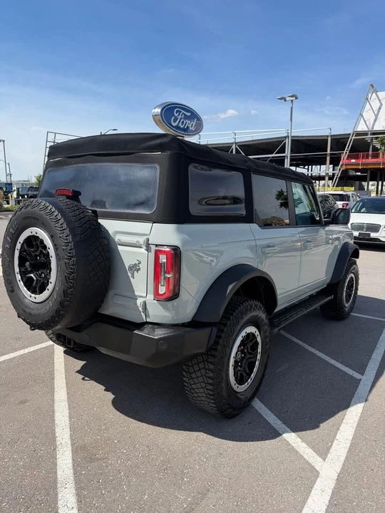 2021 Ford Bronco 6th Gen - Image 6 of 15