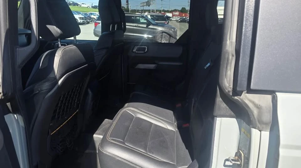 2021 Ford Bronco 6th Gen - Image 6 of 10