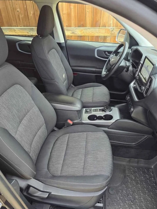 2021 Ford Bronco 6th Gen - Image 3 of 5