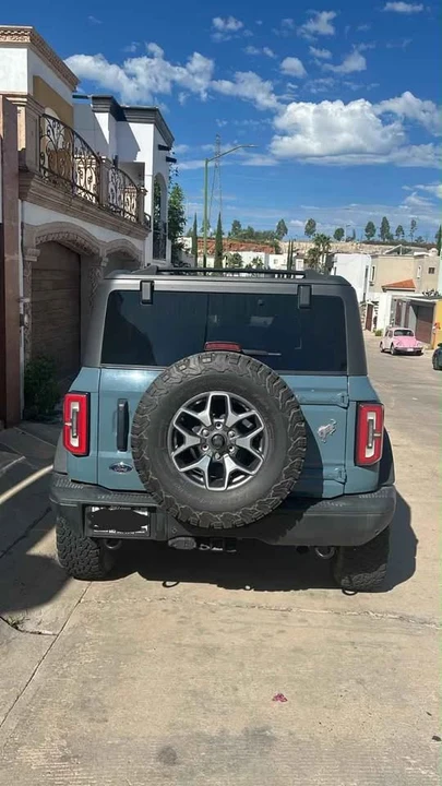 2021 Ford Bronco 6th Gen - Image 4 of 5