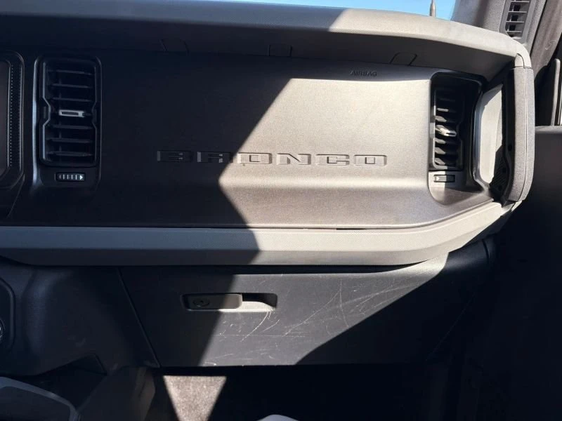 2021 Ford Bronco 6th Gen - Image 18 of 19