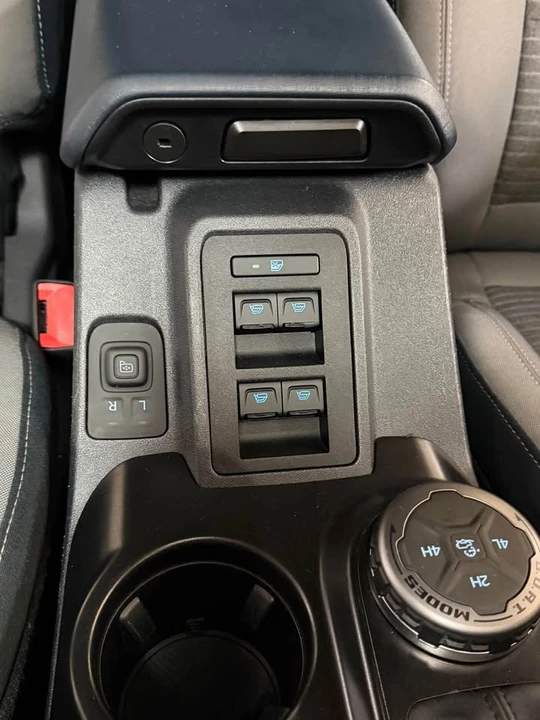 2021 Ford Bronco 6th Gen - Image 9 of 11