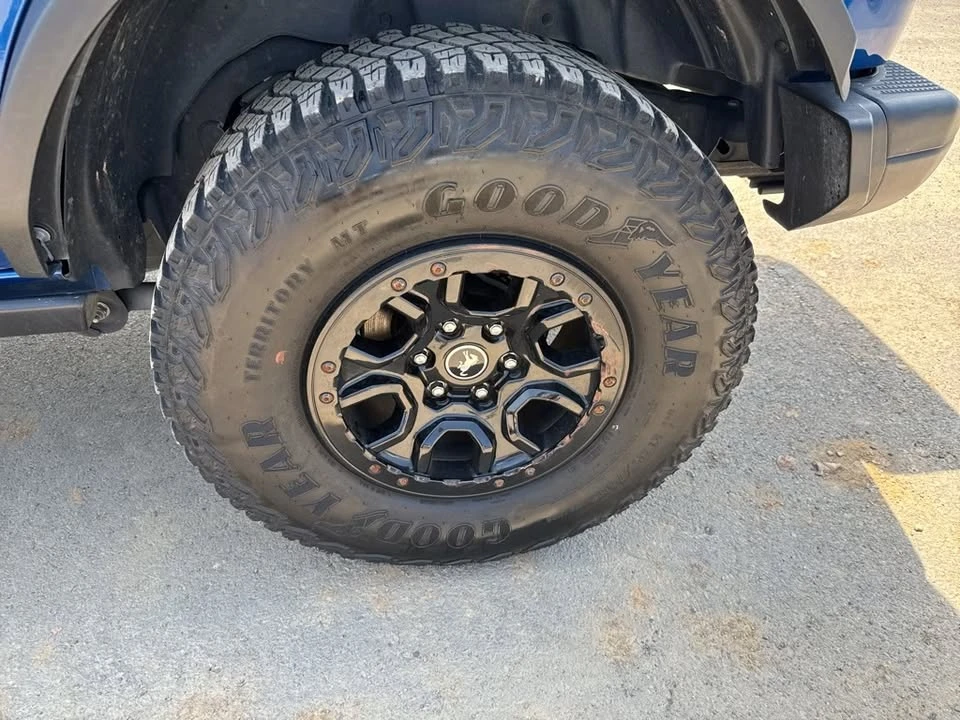 2021 Ford Bronco 6th Gen - Image 9 of 17