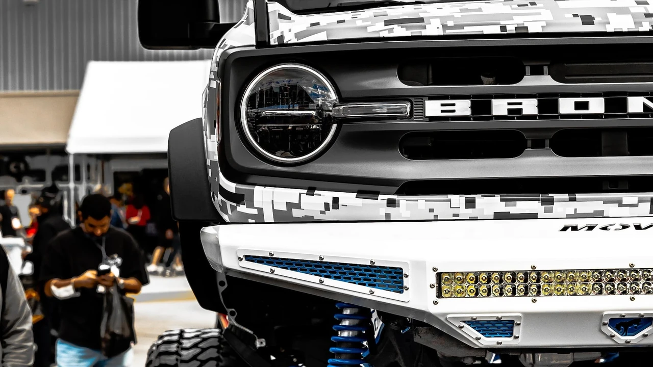 2021 Ford Bronco 6th Gen - Image 4 of 21