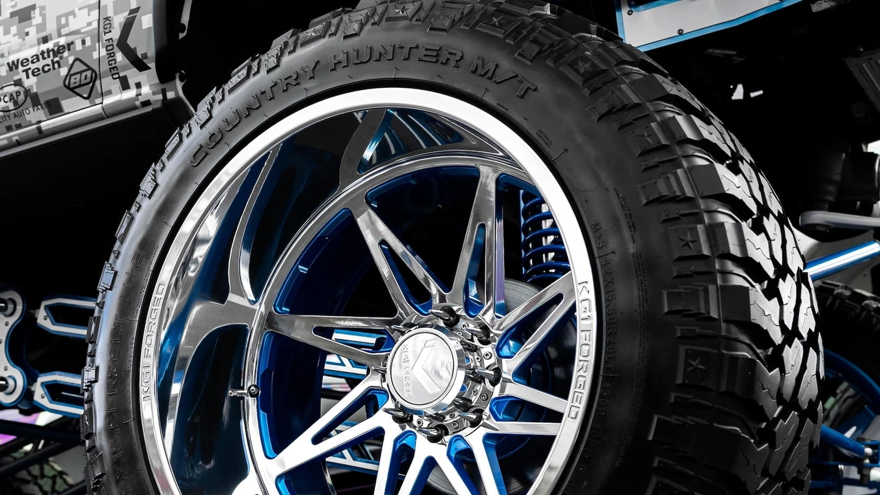 2021 Ford Bronco 6th Gen - Image 8 of 21