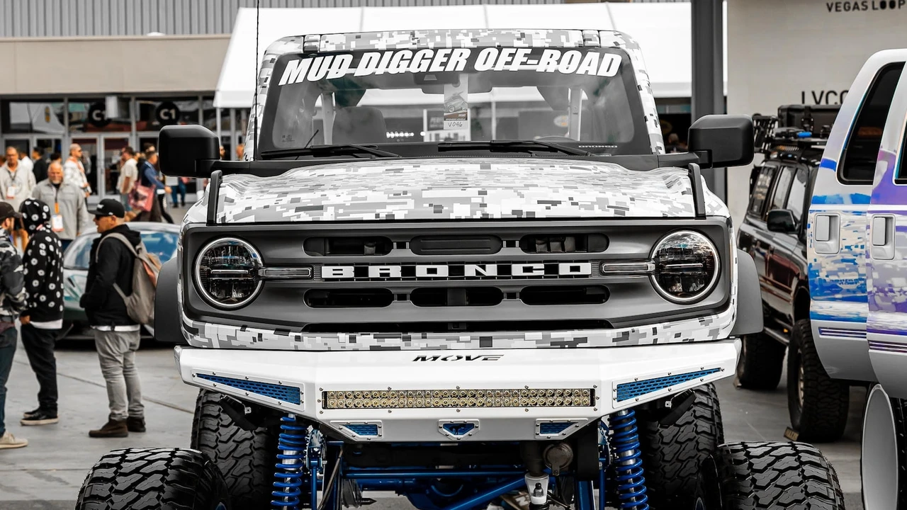 2021 Ford Bronco 6th Gen - Image 14 of 21