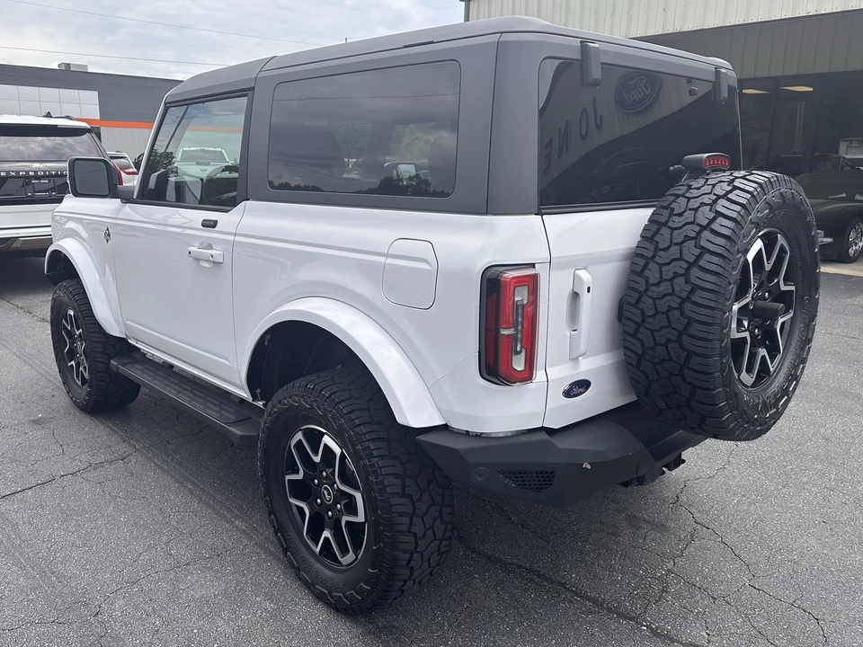 2021 Ford Bronco 6th Gen - Image 8 of 29