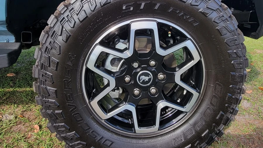 2021 Ford Bronco 6th Gen - Image 17 of 31
