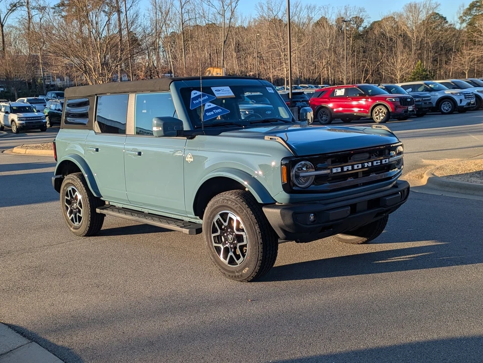 2021 Ford Bronco 6th Gen - Image 2 of 21