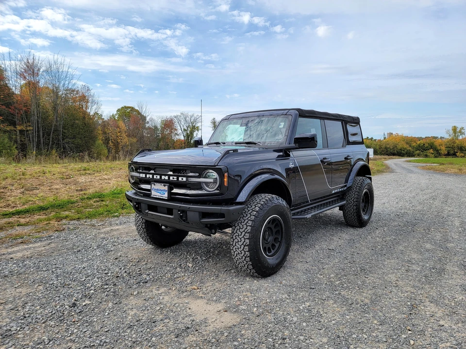 2021 Ford Bronco 6th Gen - Image 8 of 31