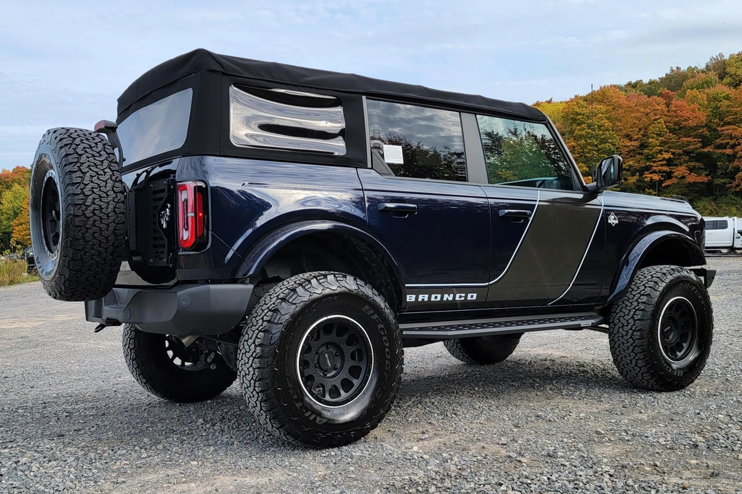 2021 Ford Bronco 6th Gen - Image 4 of 31