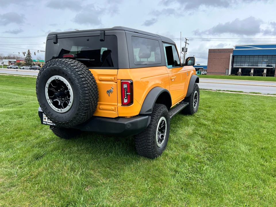 2021 Ford Bronco 6th Gen - Image 12 of 31