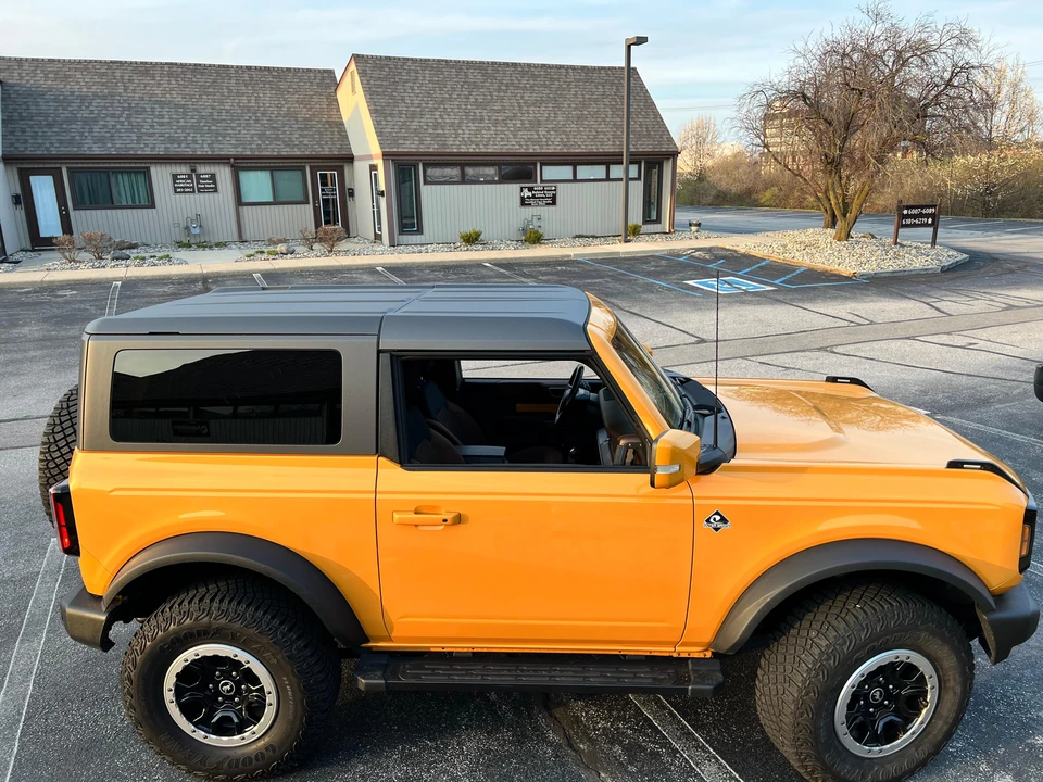 2021 Ford Bronco 6th Gen - Image 14 of 31