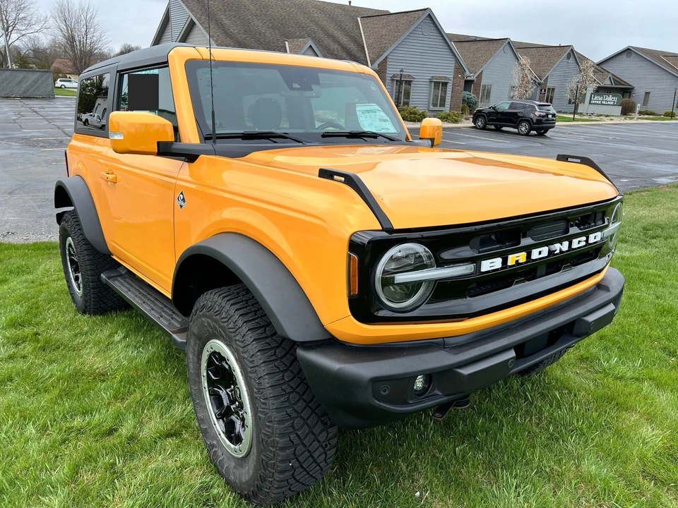 2021 Ford Bronco 6th Gen - Image 17 of 31