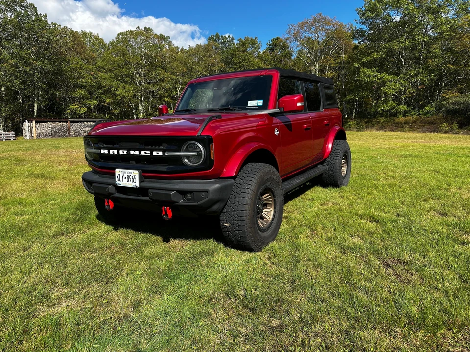2021 Ford Bronco 6th Gen - Image 8 of 31