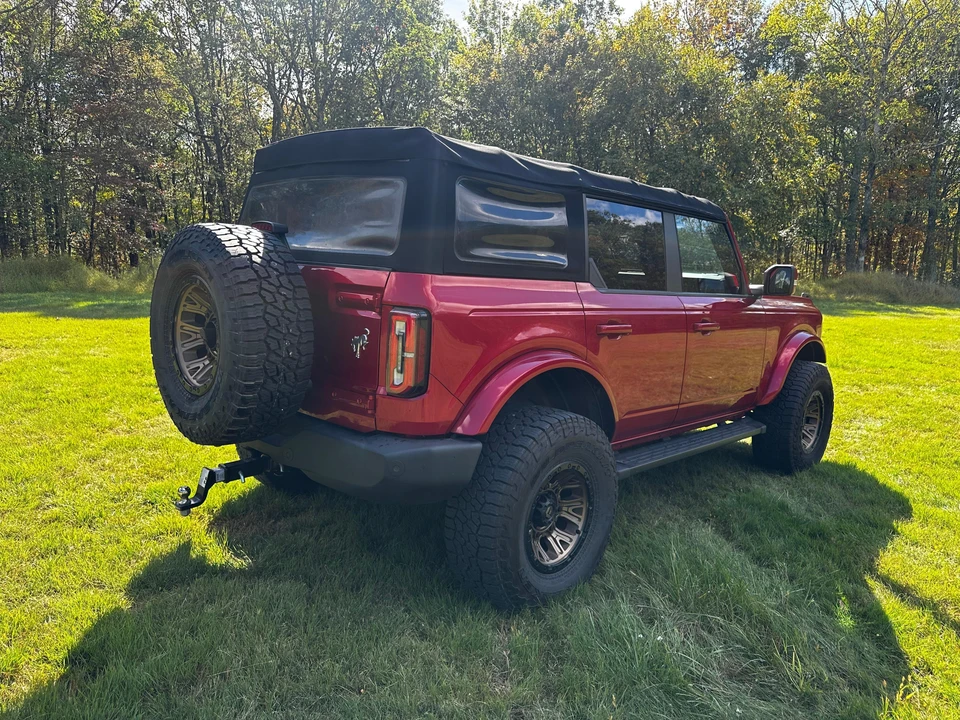 2021 Ford Bronco 6th Gen - Image 11 of 31