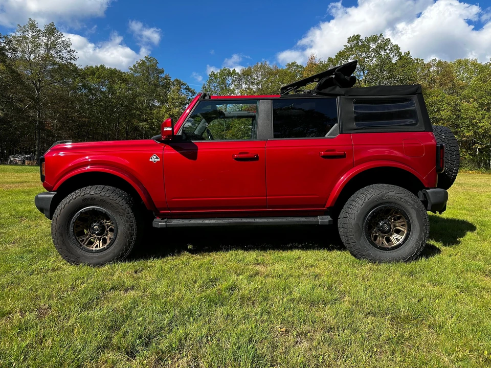 2021 Ford Bronco 6th Gen - Image 14 of 31