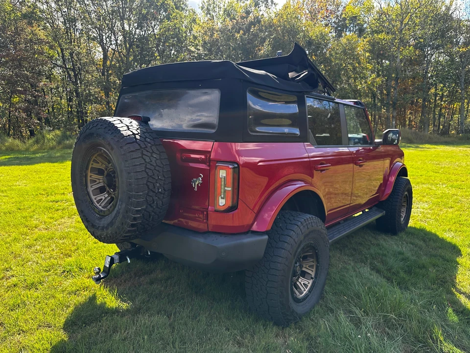 2021 Ford Bronco 6th Gen - Image 15 of 31