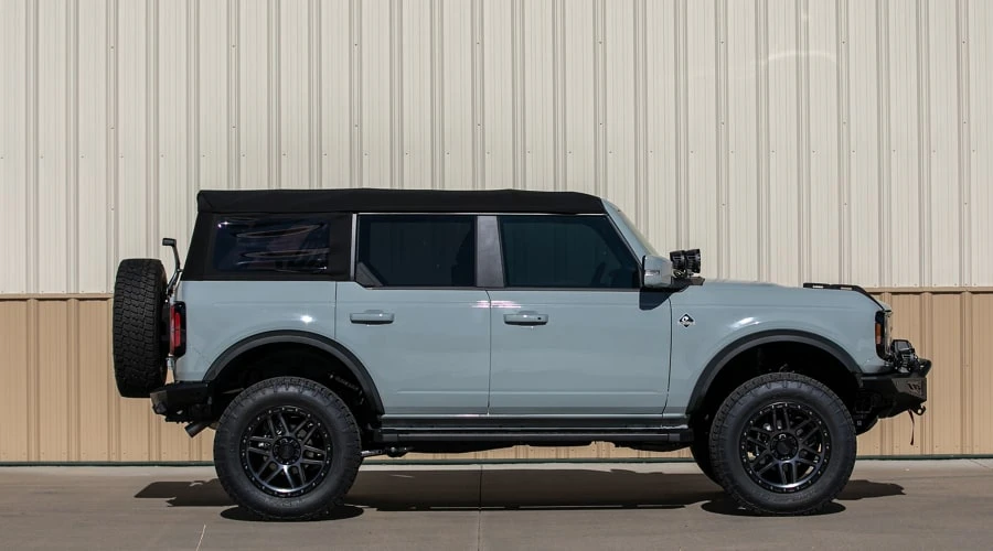 2021 Ford Bronco 6th Gen - Image 8 of 30