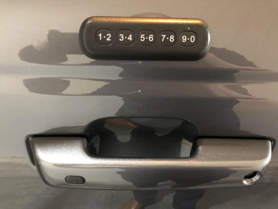 2021 Ford Bronco 6th Gen - Image 21 of 30