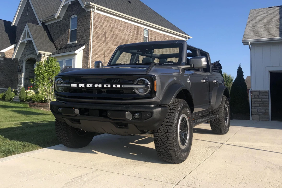 2021 Ford Bronco 6th Gen - Image 6 of 30