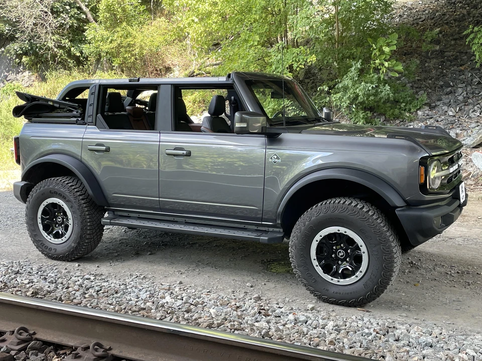 2021 Ford Bronco 6th Gen - Image 30 of 31