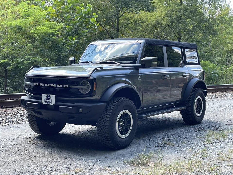 2021 Ford Bronco 6th Gen - Image 9 of 31