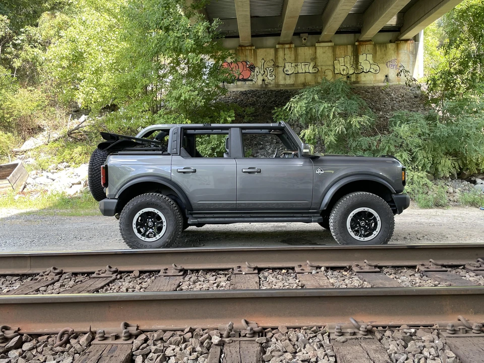 2021 Ford Bronco 6th Gen - Image 27 of 31