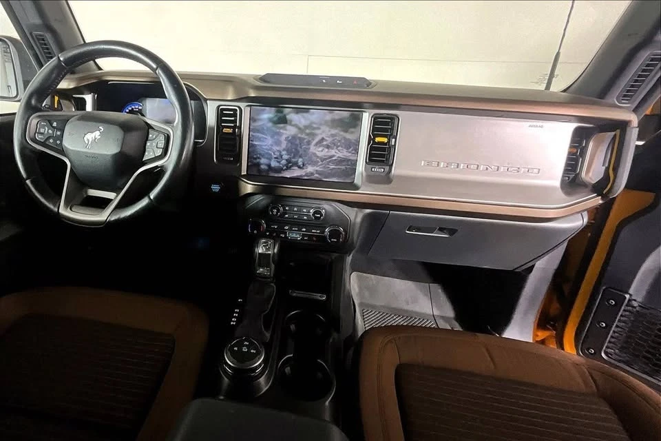 2021 Ford Bronco 6th Gen - Image 9 of 12