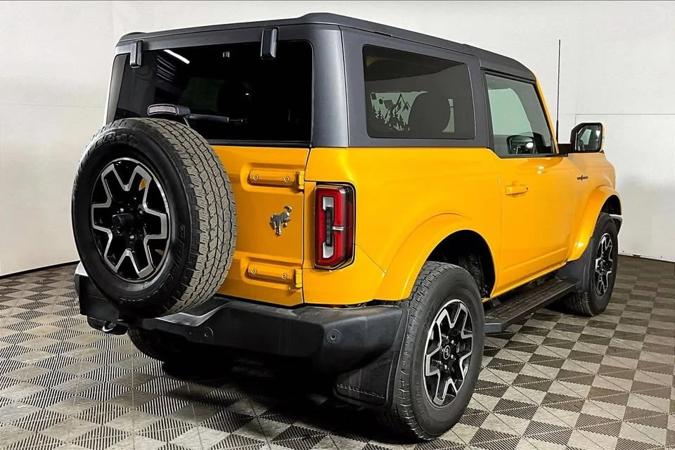 2021 Ford Bronco 6th Gen - Image 5 of 12