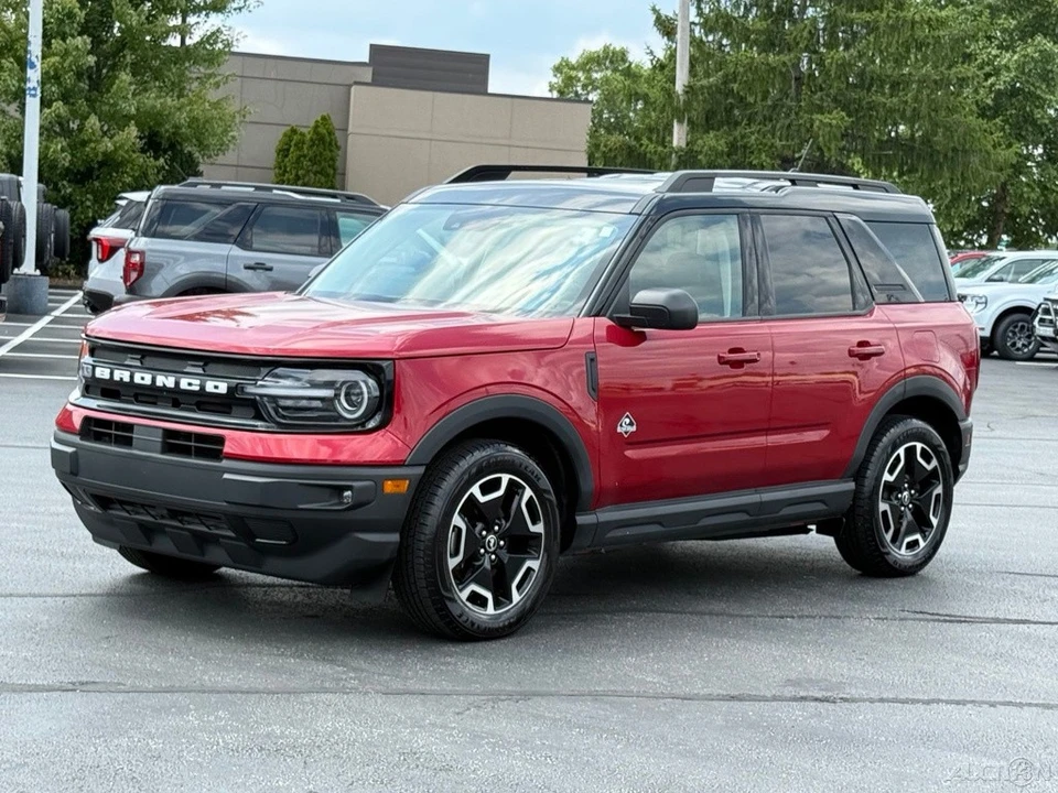 2021 Ford Bronco 6th Gen - Image 8 of 24