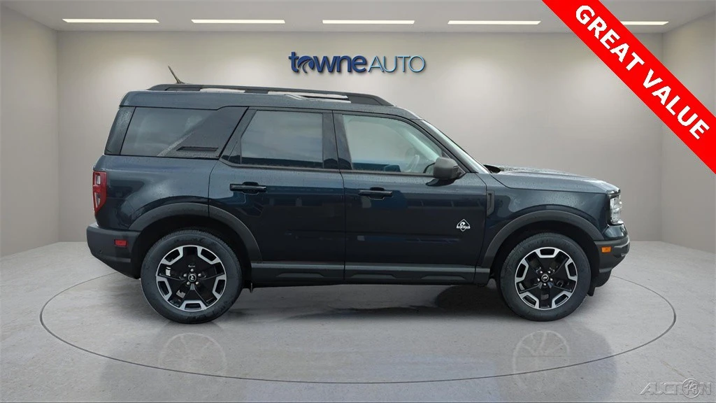 2021 Ford Bronco 6th Gen - Image 6 of 12