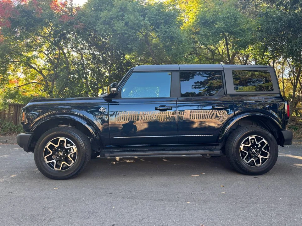 2021 Ford Bronco 6th Gen - Image 6 of 21