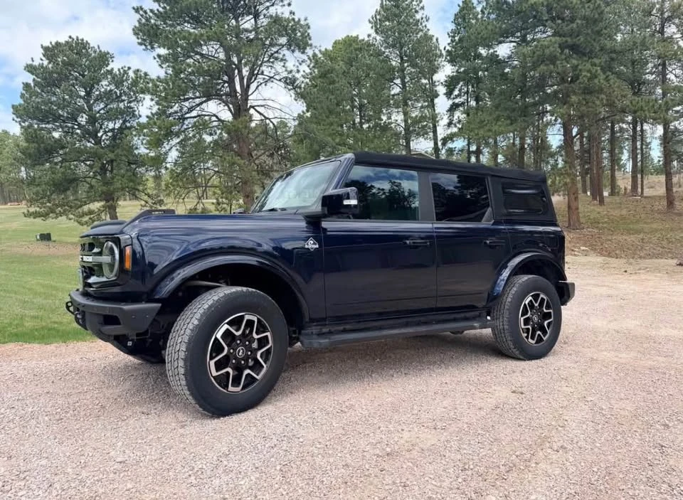 2021 Ford Bronco 6th Gen - Image 2 of 11