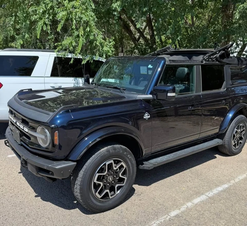 2021 Ford Bronco 6th Gen - Image 10 of 11