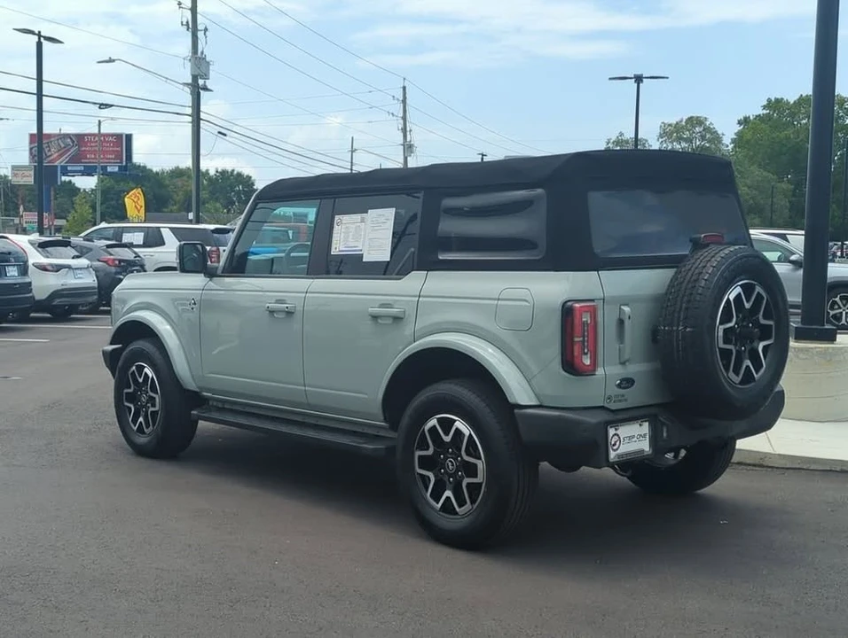 2021 Ford Bronco 6th Gen - Image 3 of 17