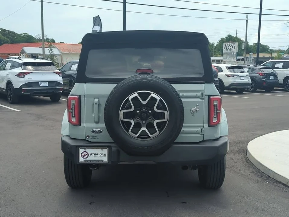 2021 Ford Bronco 6th Gen - Image 4 of 17