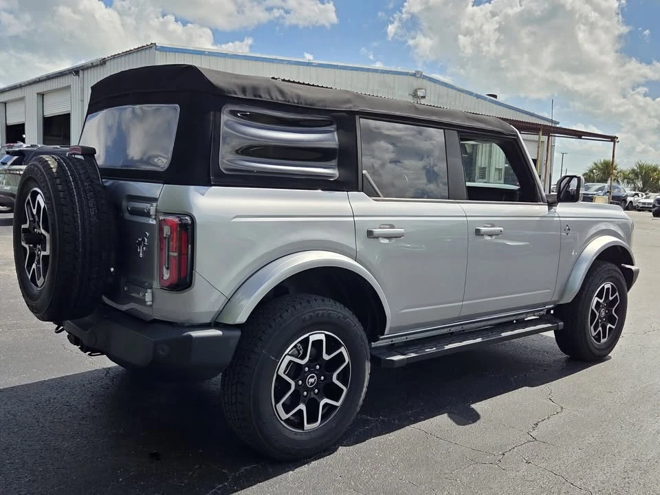 2021 Ford Bronco 6th Gen - Image 5 of 20