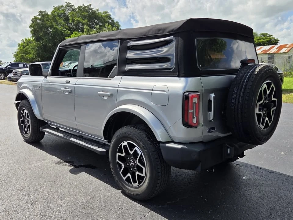 2021 Ford Bronco 6th Gen - Image 3 of 20
