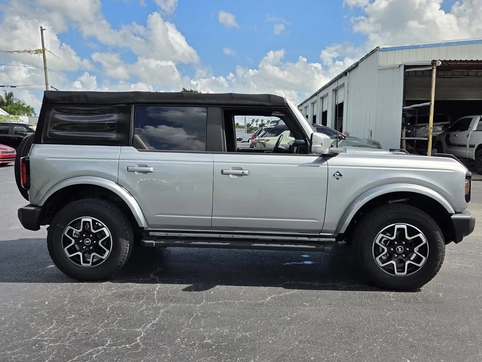 2021 Ford Bronco 6th Gen - Image 6 of 20