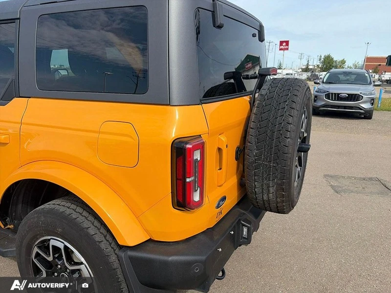 2021 Ford Bronco 6th Gen - Image 8 of 17