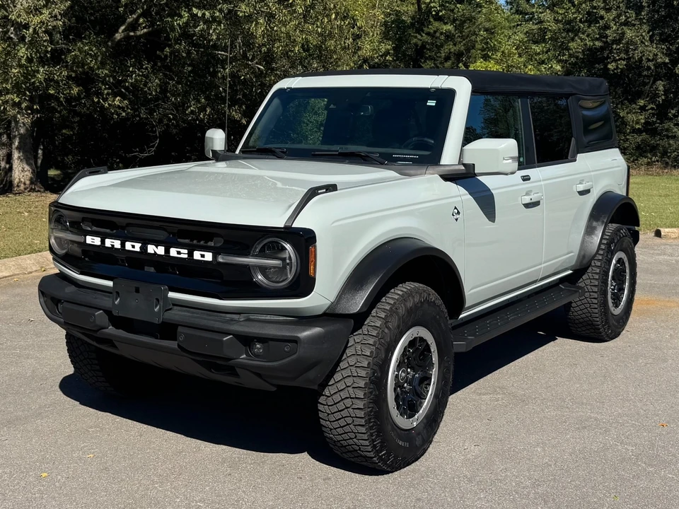 2021 Ford Bronco 6th Gen - Image 2 of 12