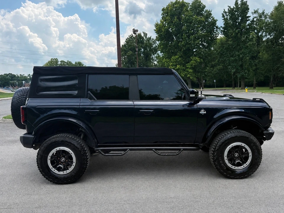 2021 Ford Bronco 6th Gen - Image 8 of 31