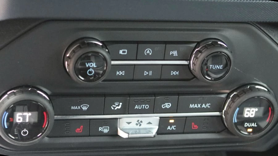2021 Ford Bronco 6th Gen - Image 24 of 31