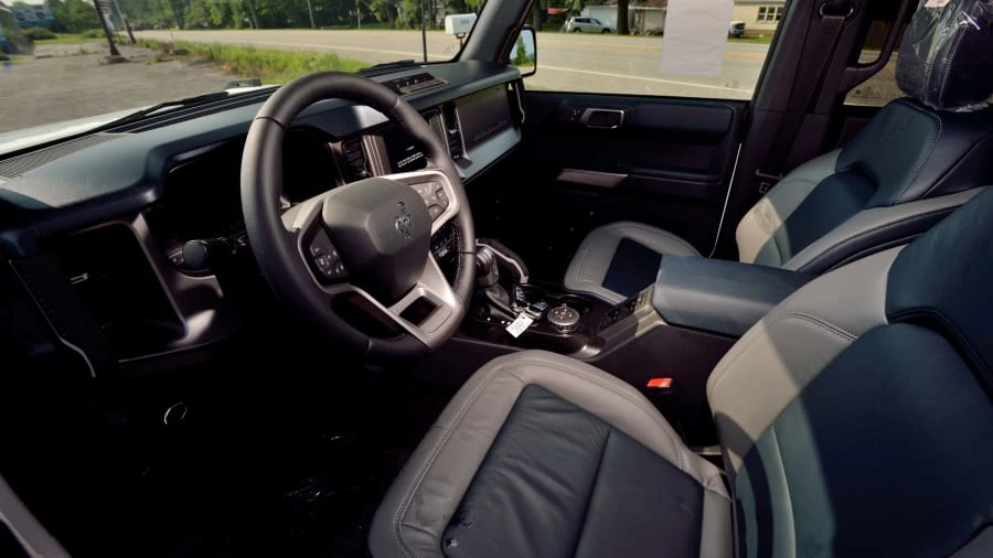 2021 Ford Bronco 6th Gen - Image 4 of 31