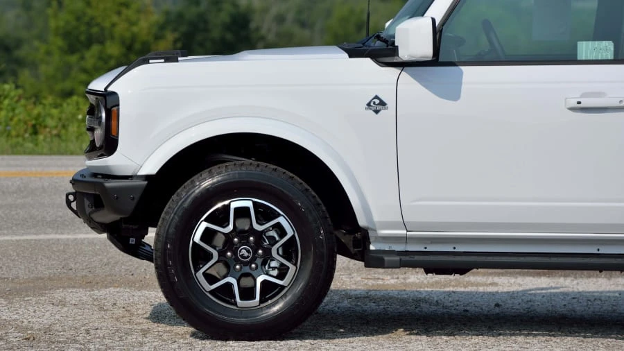 2021 Ford Bronco 6th Gen - Image 19 of 31