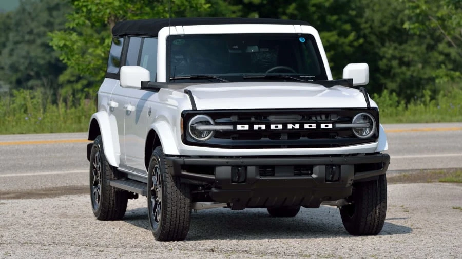 2021 Ford Bronco 6th Gen - Image 25 of 31