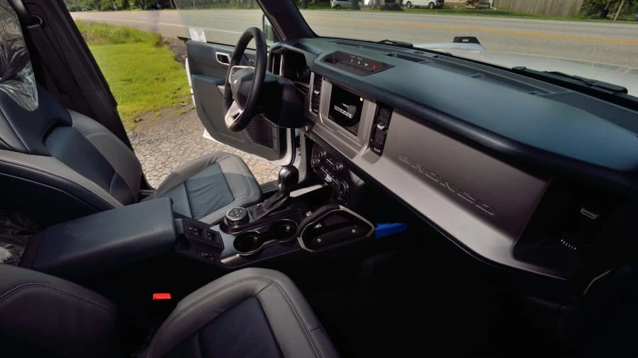 2021 Ford Bronco 6th Gen - Image 26 of 31