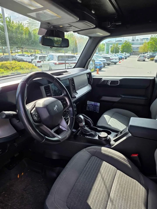 2021 Ford Bronco 6th Gen - Image 9 of 12