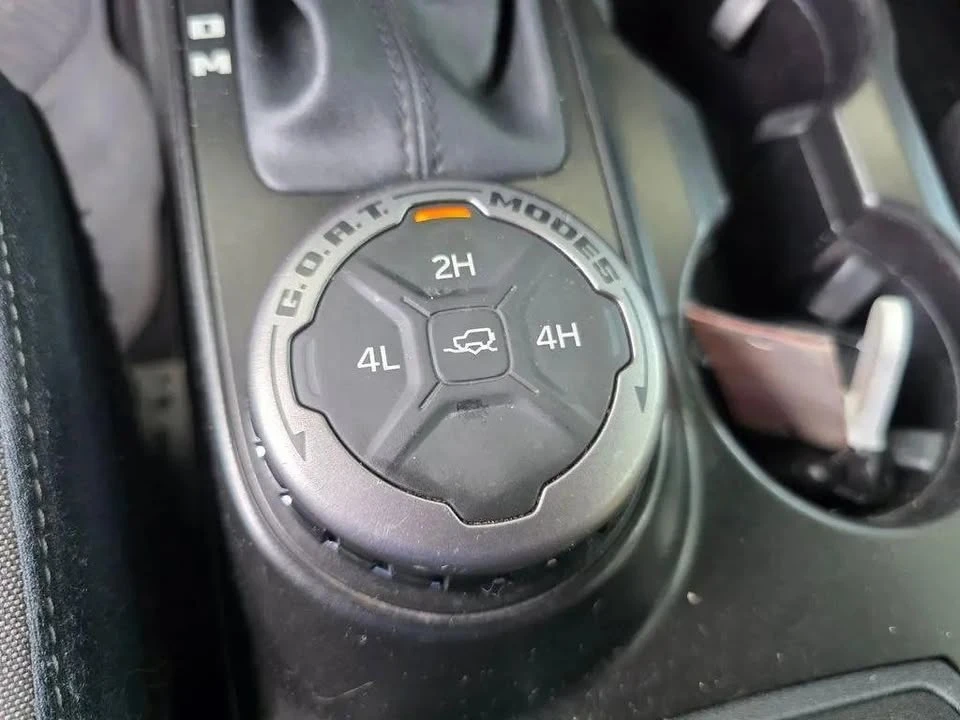 2021 Ford Bronco 6th Gen - Image 16 of 19